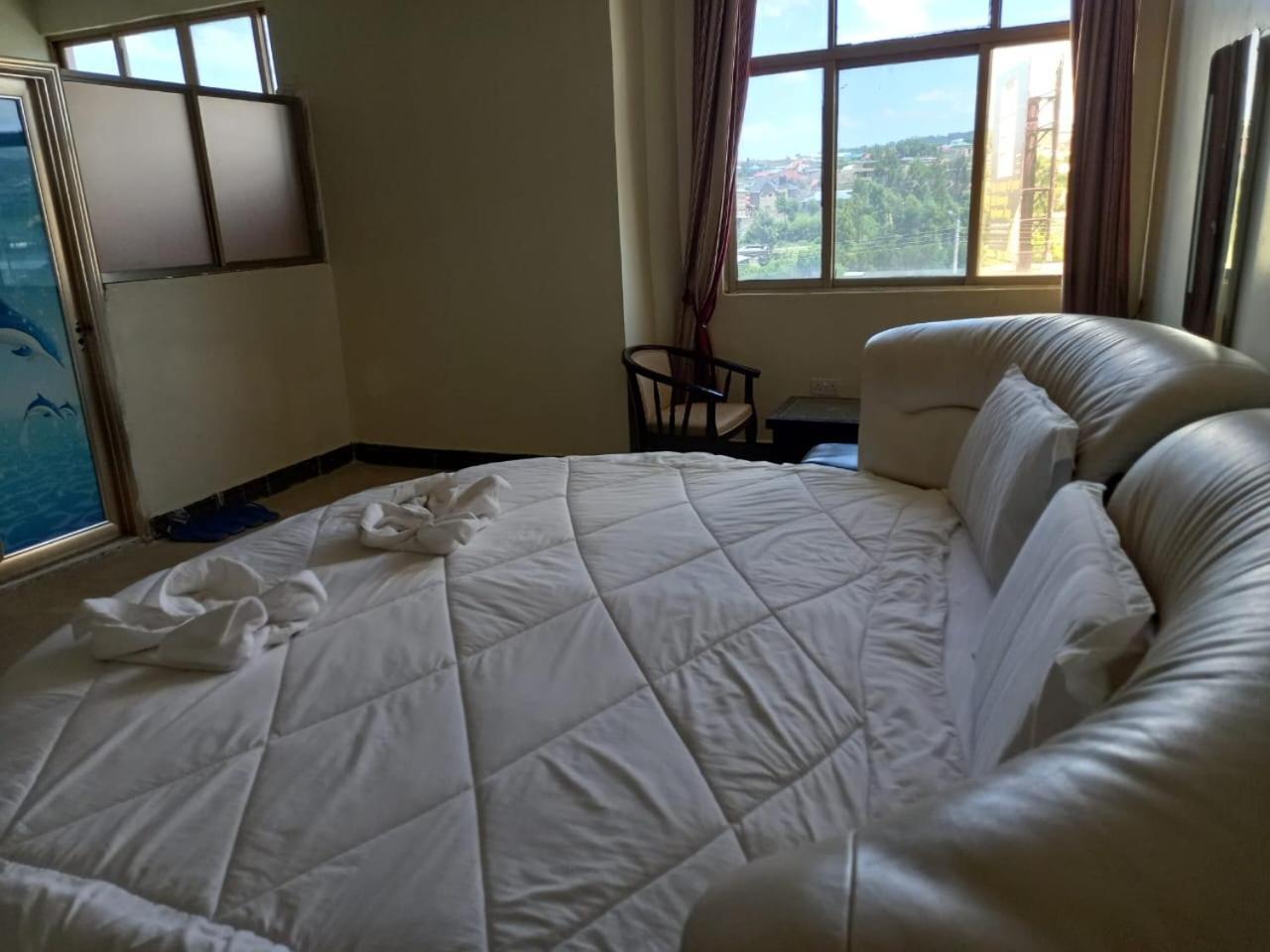 Newstead Hotel Naivasha Dış mekan fotoğraf