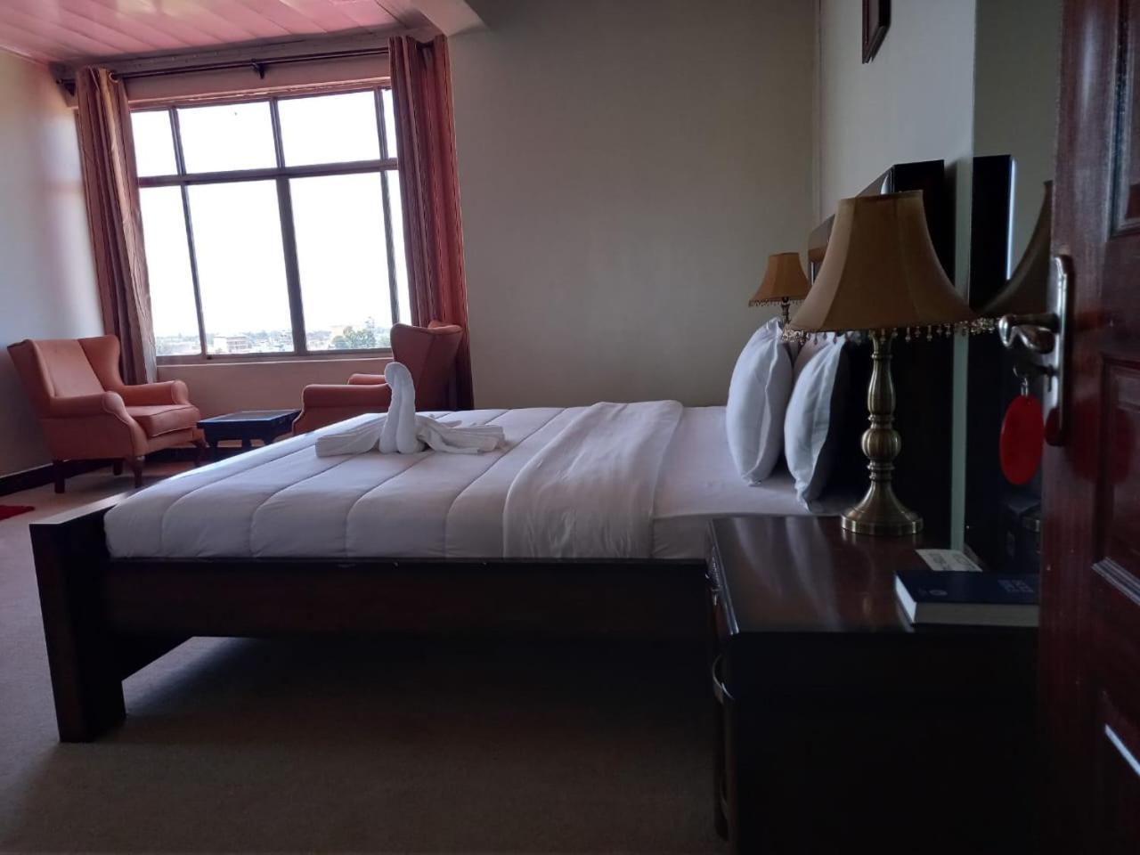 Newstead Hotel Naivasha Dış mekan fotoğraf