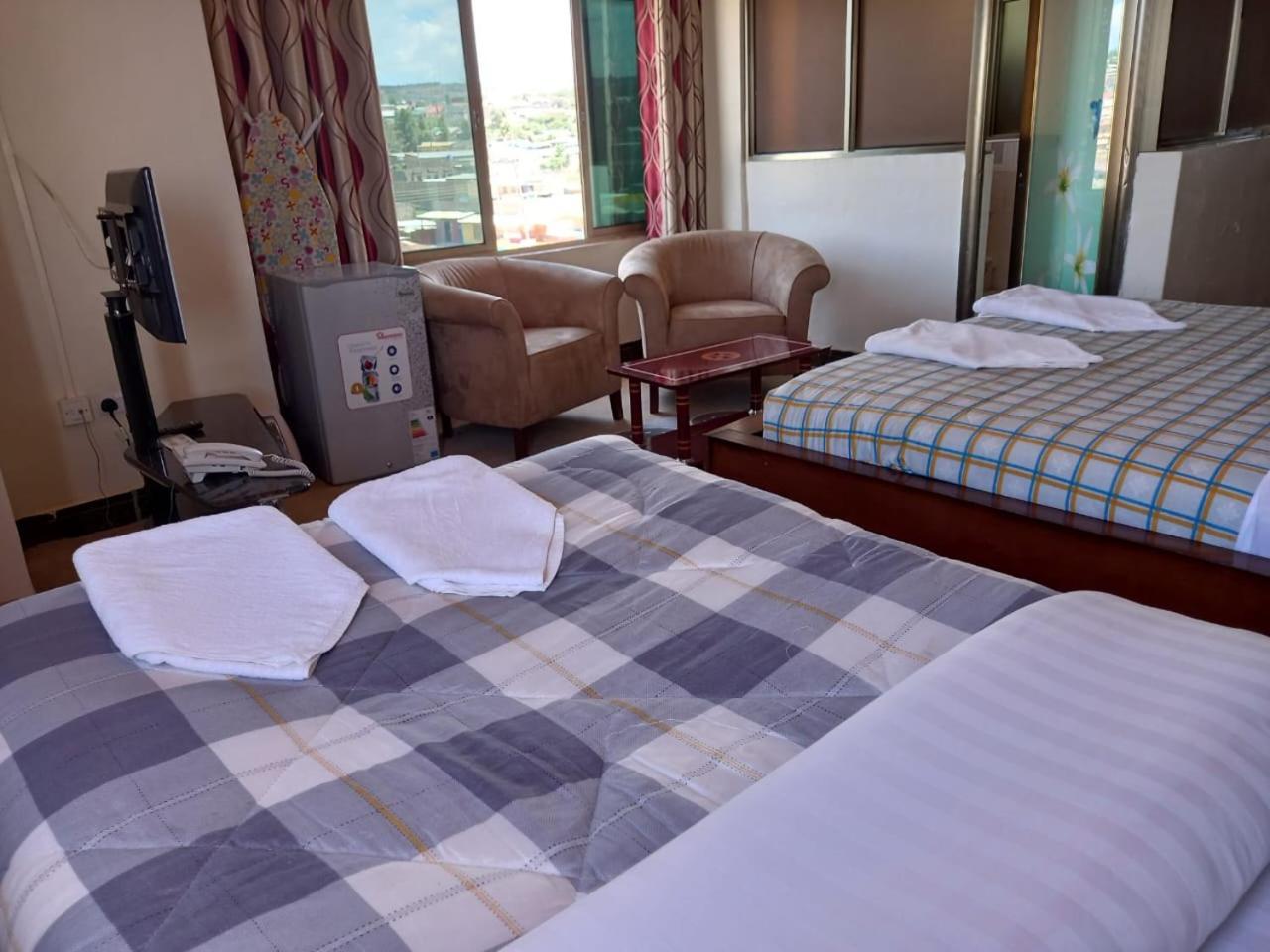 Newstead Hotel Naivasha Dış mekan fotoğraf