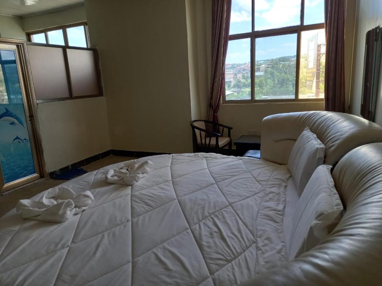Newstead Hotel Naivasha Dış mekan fotoğraf