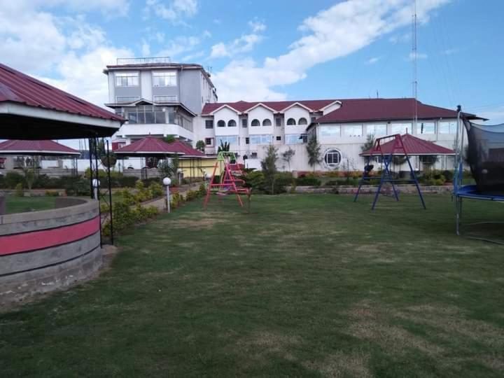 Newstead Hotel Naivasha Dış mekan fotoğraf