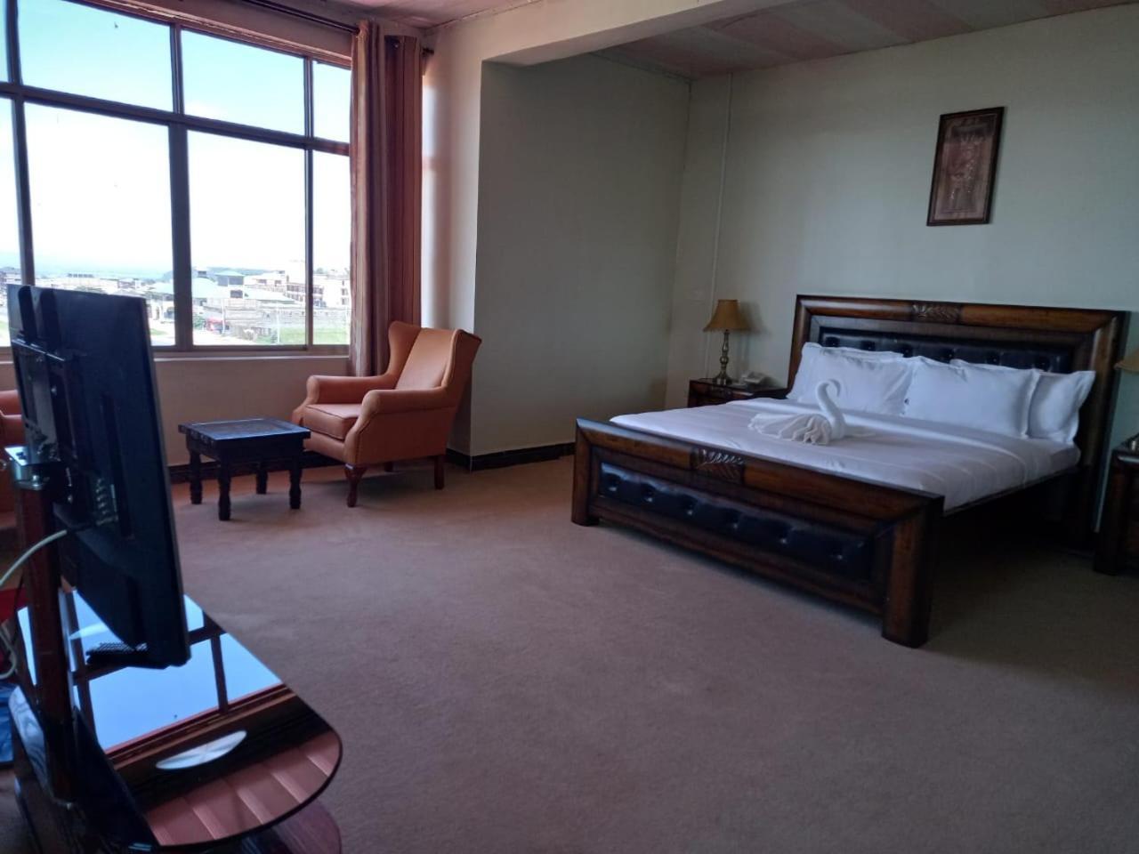 Newstead Hotel Naivasha Dış mekan fotoğraf